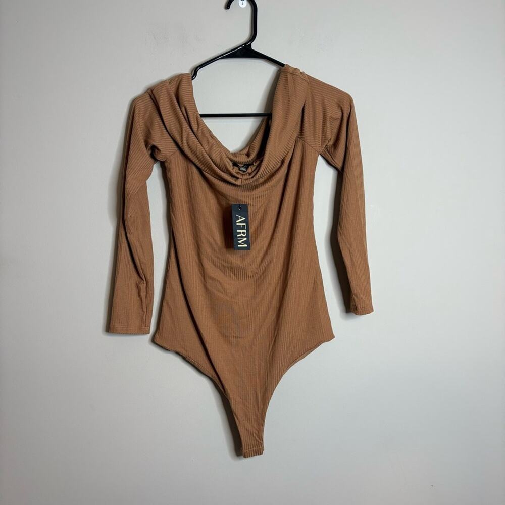 AFRM NWT Noah Long Sleeve Drape Shoulder Bodysuit Tan Brown Size Medium - Picture 6 of 10